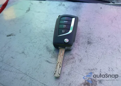 2022 Toyota Corolla Se z USA, uszkodzony, nr VIN 5YFS4MCE1NP107552